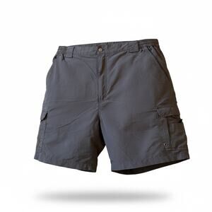 Worldwide Sportsman Gray Men's Shorts Activewear Sz 46 4 pockets Utility Casual